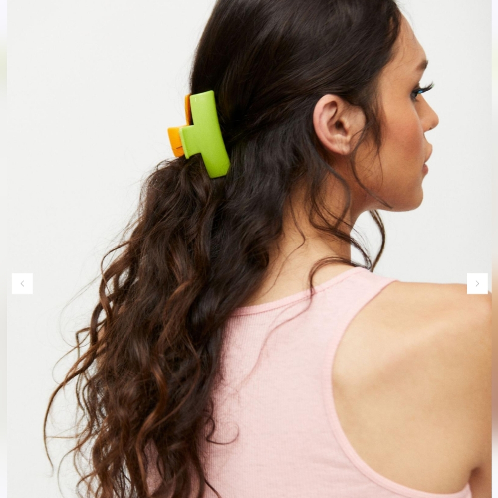 Bdg color block  green orange fun hair claw  clip